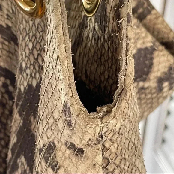 Maurizio Taiuti Genuine Leather Python Shoulder Purse - Picture 5 of 15